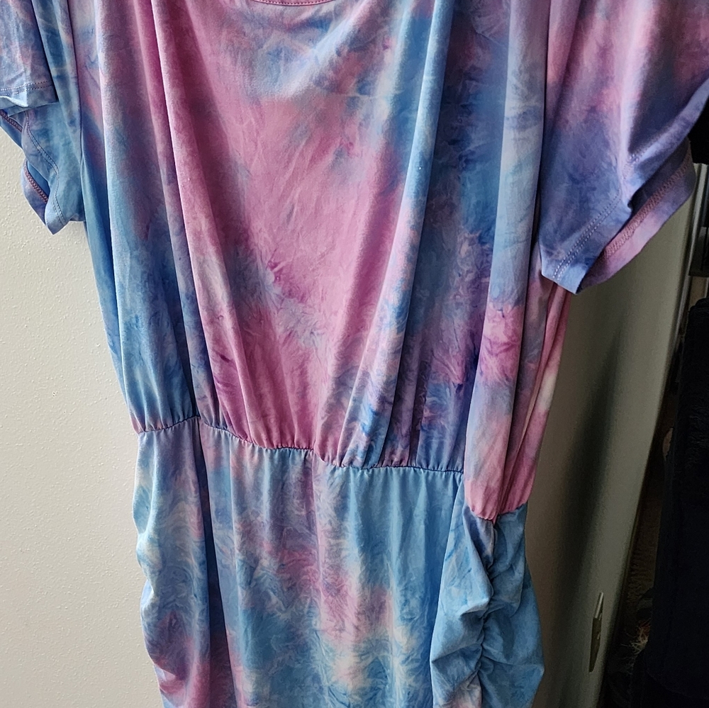 2x short sleeve Tye Dye dress
